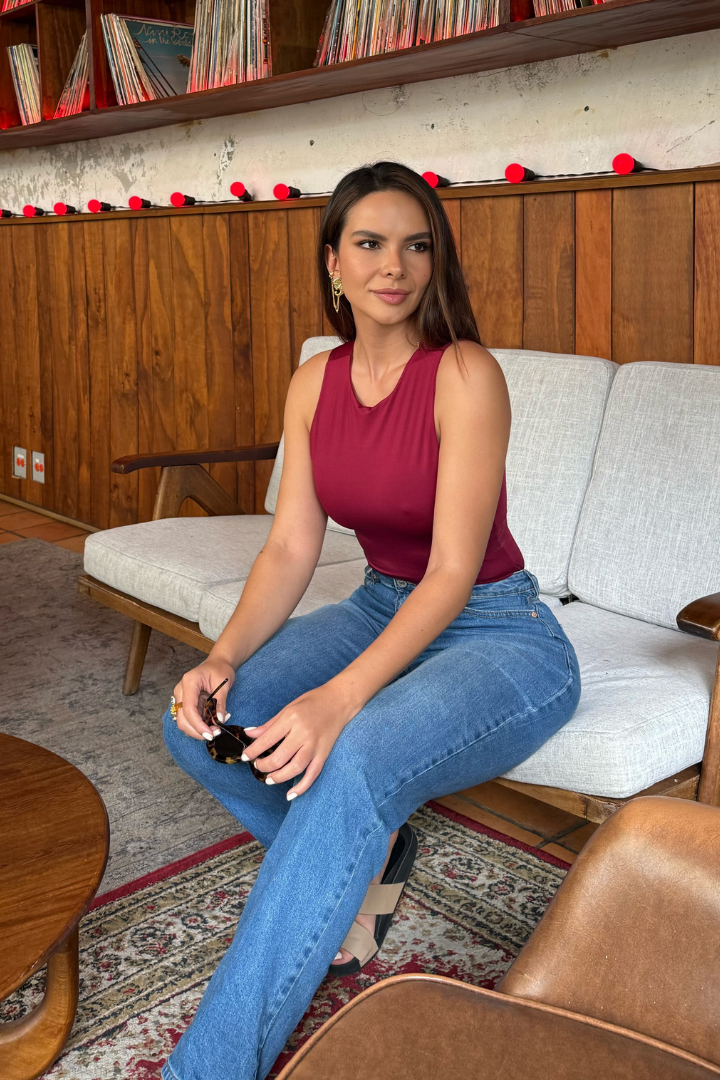 Body Emma Vinotinto