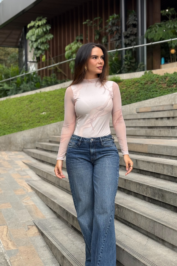Body Brisa Mallatex Estampado Marfil Manga Larga Cuello Alto