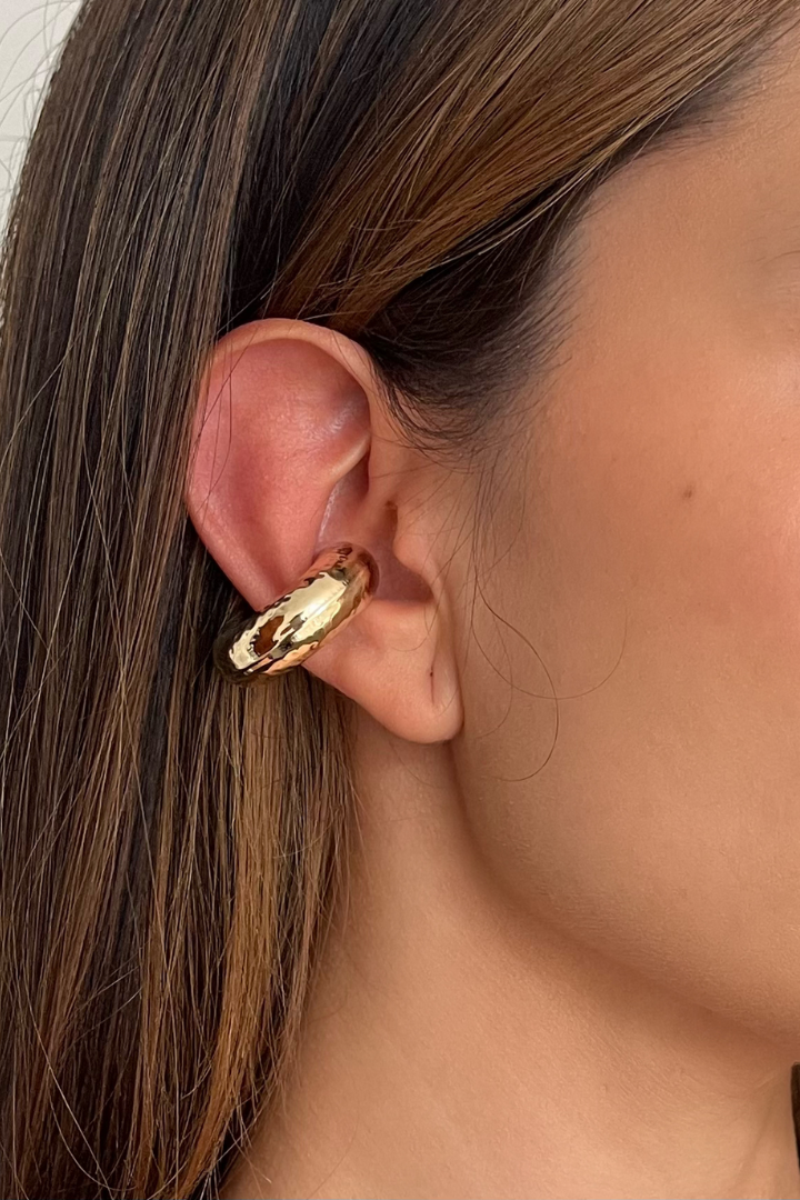 Earcuff textura dorado